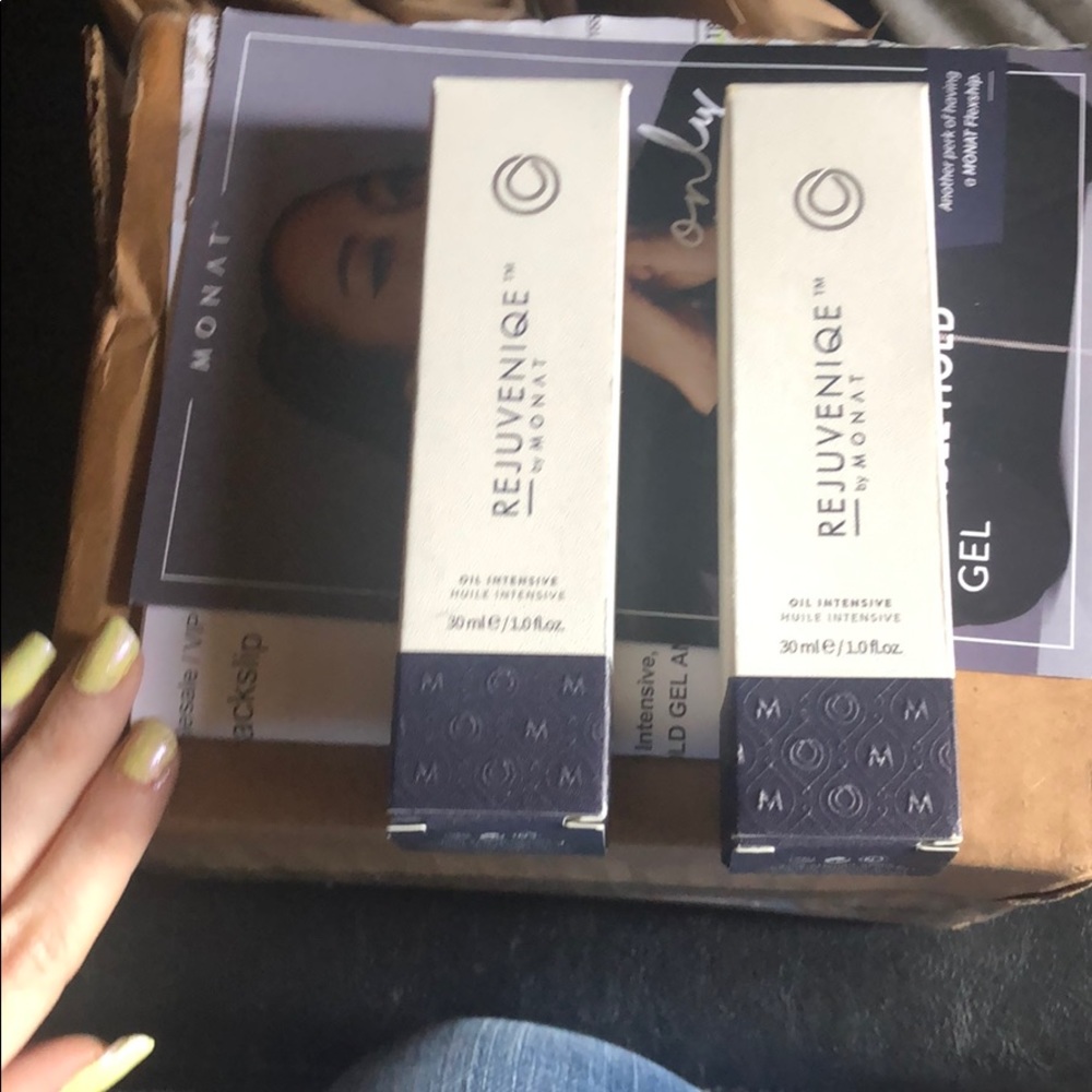 Rejuveniqe oil intensive